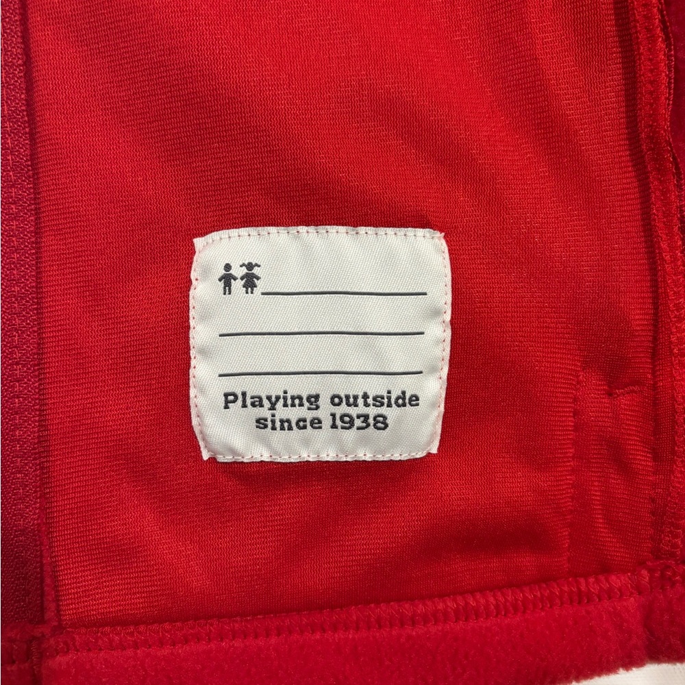 Columbia Sportswear Company, Unisex L, Red fluffy zip up sweater - Picture 3 of 5